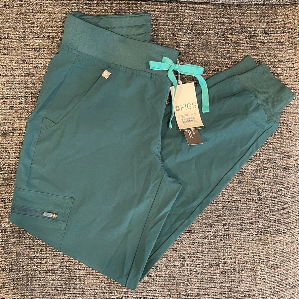 FIGS Zamora Joggers Teal in Petite XS